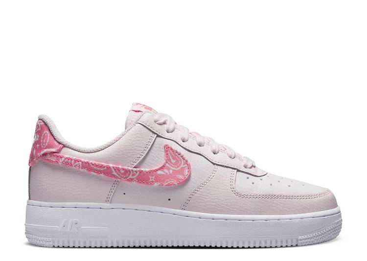 AIR FORCE 1 ‘PINK PAISLEY’