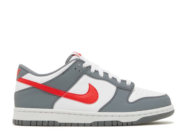 SB DUNK LOW ‘GREY RED’