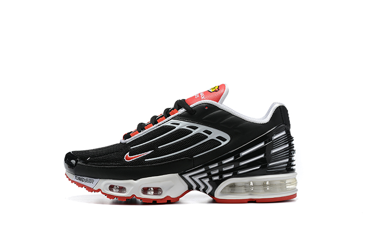 AIR MAX PLUS TN 3 ‘BLACK UNIVERSITY RED’ – ZAPAS BOOM