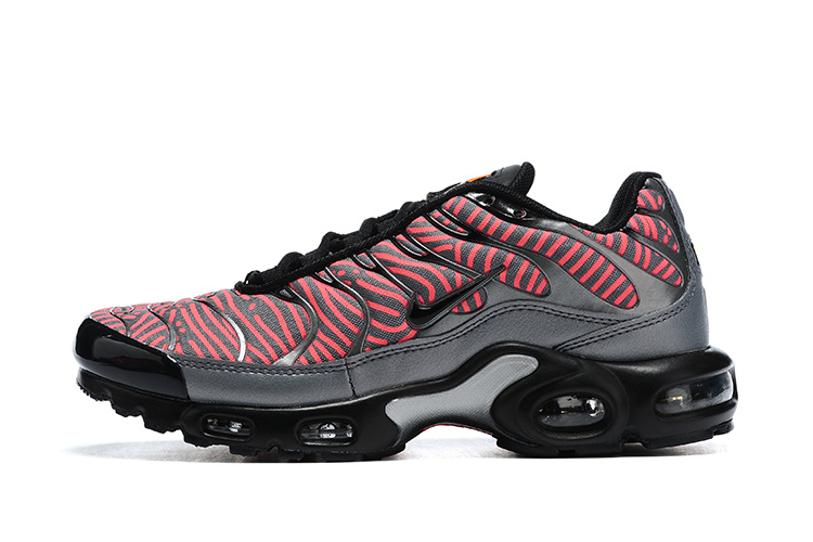 AIR MAX PLUS TN ‘EURO TOUR’