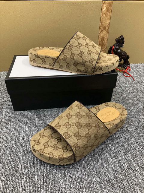 CHANCLAS GUCCI