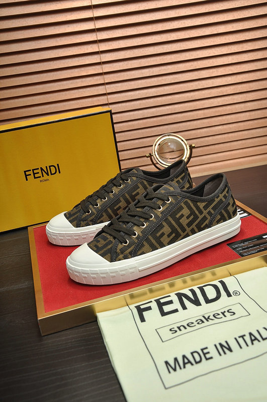 ZAPATILLAS FENDI – ZAPAS BOOM